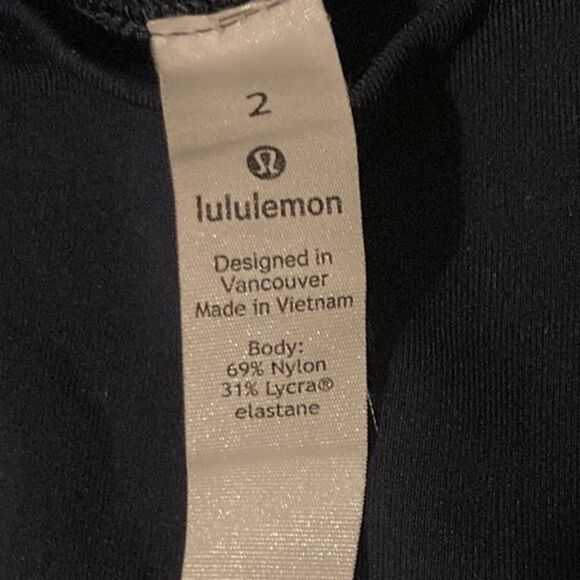 NWOT Lululemon Wunder Under Crop (High-Rise) *Full-On Luxtreme 21" True Navy - Picture 5 of 6